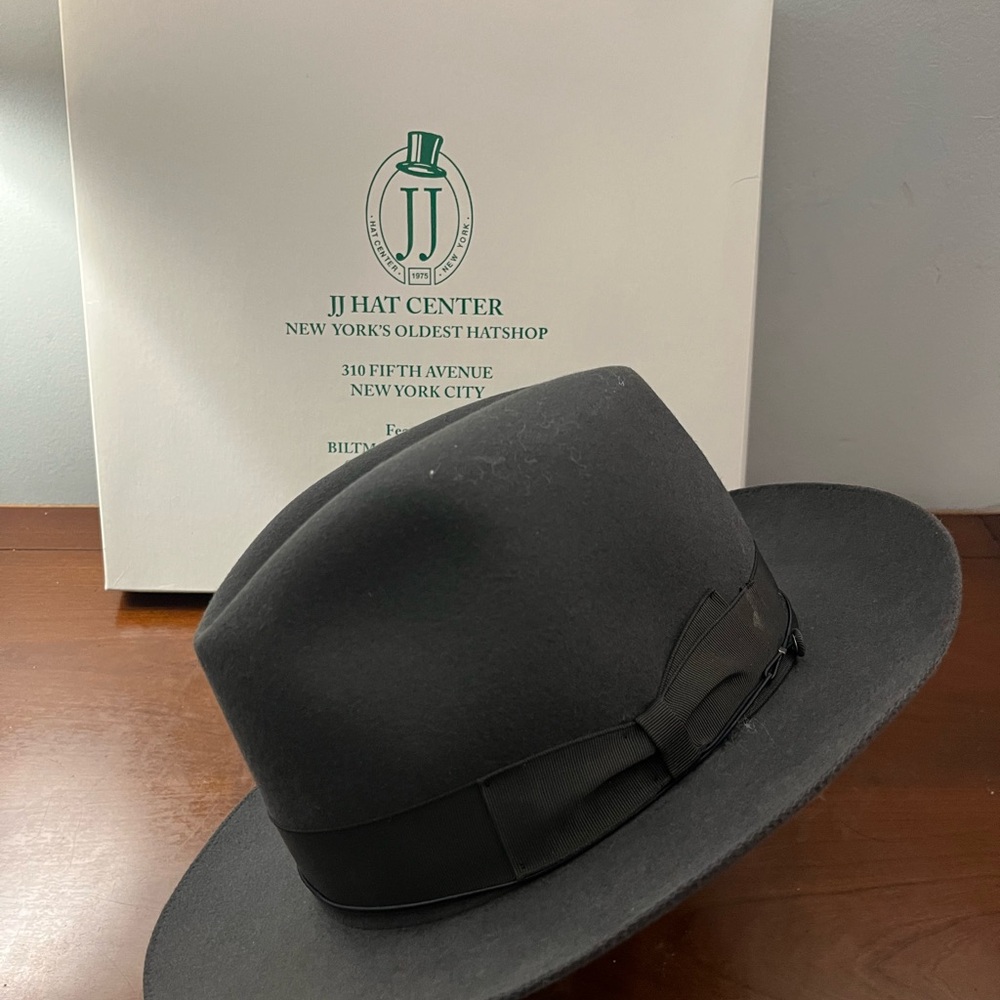 The Borsalino Classico Unisex Iconic Hat Made in Italy Size 7 1/4